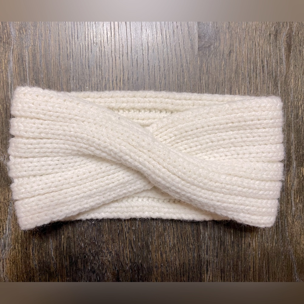 Twist knit head band